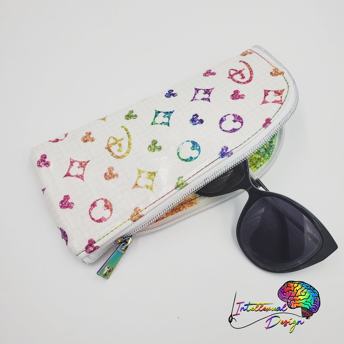 Endless Essentials: Custom Vinyl - Rainbow Designer D on Sparkle Grid White