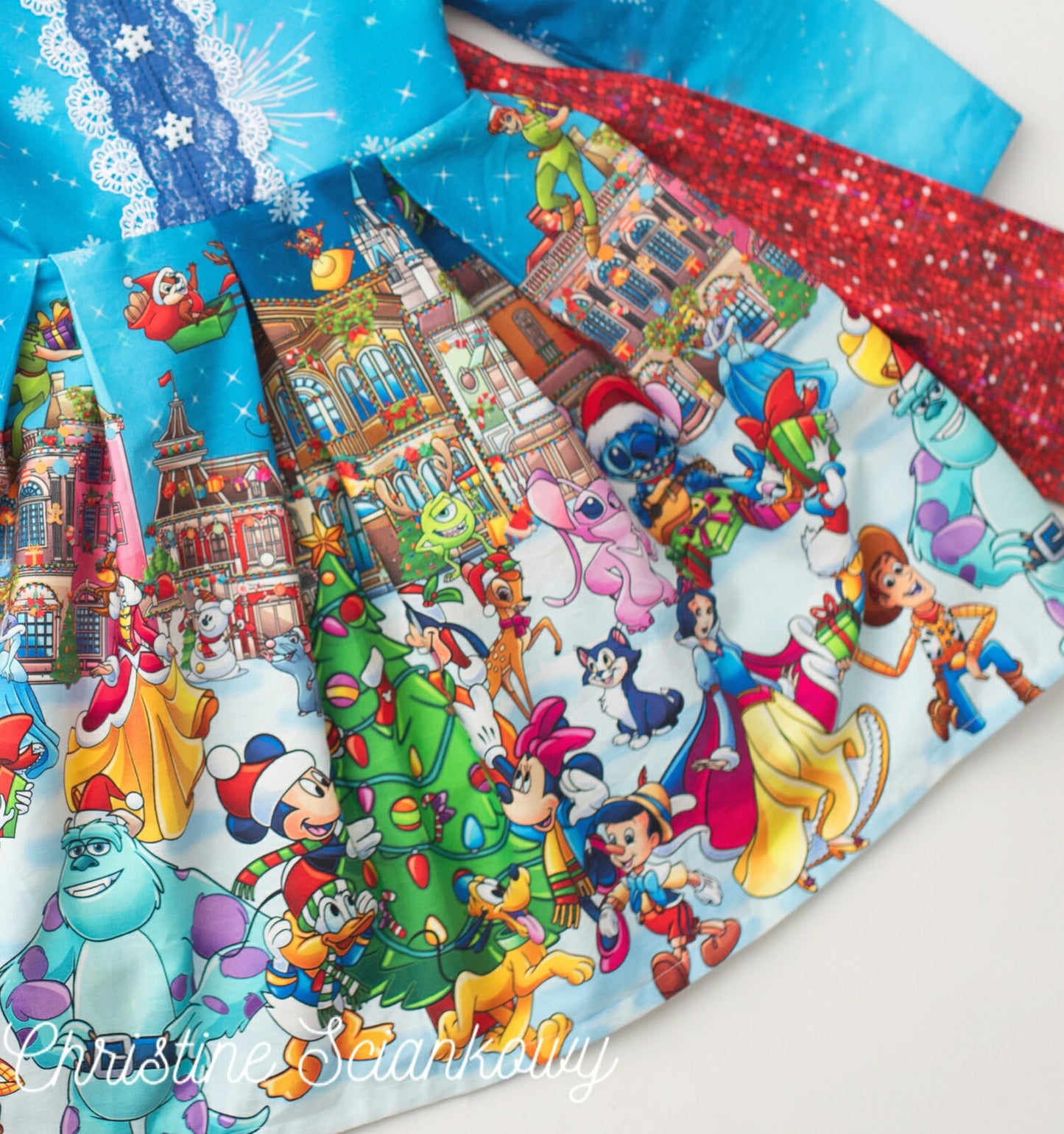 R124 Pre-Order: A Very Merry Christmas - All Character Border