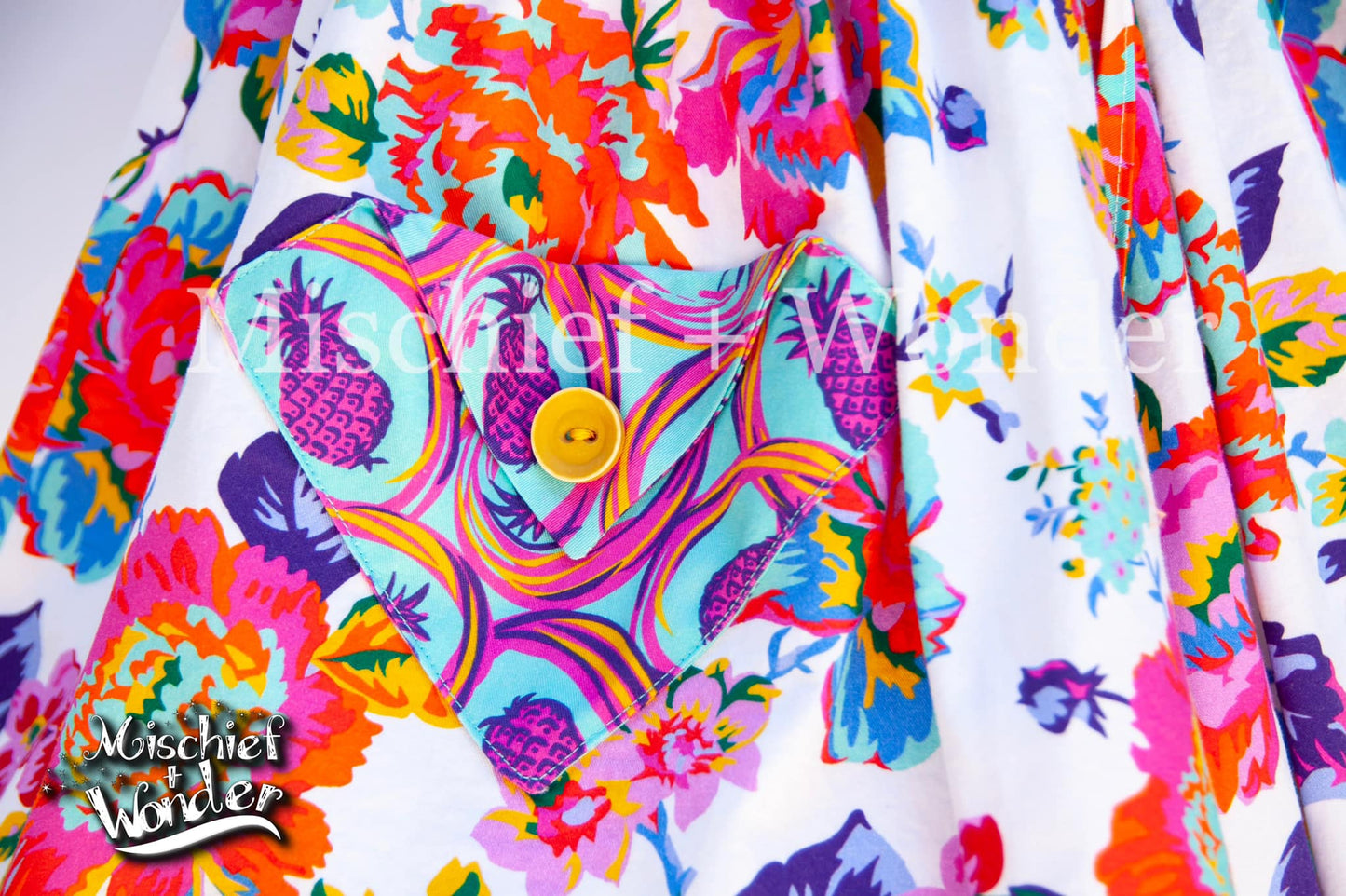 R76 Pre-Order: Island Dreams - Main Floral - Breeze